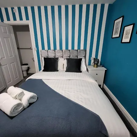 Nottingham Forest Rd, Short Stays Экстерьер фото